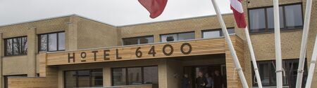 Kontakt Hotel 6400